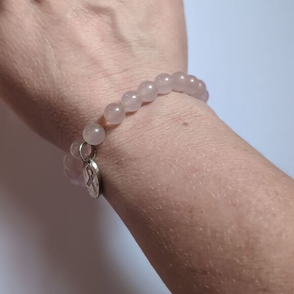 436 Rose Quartz Pink Beaded Bracelet with Silver Pink Ribbon Breast Cancer Charm - Picture 1 of 5